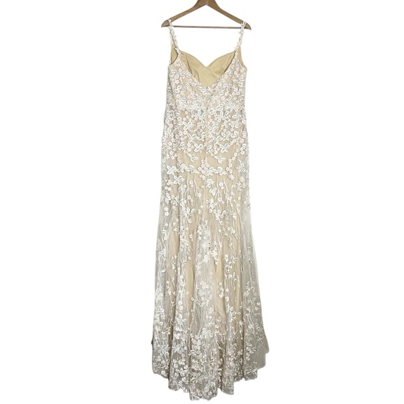 Mac Duggal Cream Floral Lace 12 Beige Embroidered Tulle Trumpet Gown Nude - Picture 3 of 13